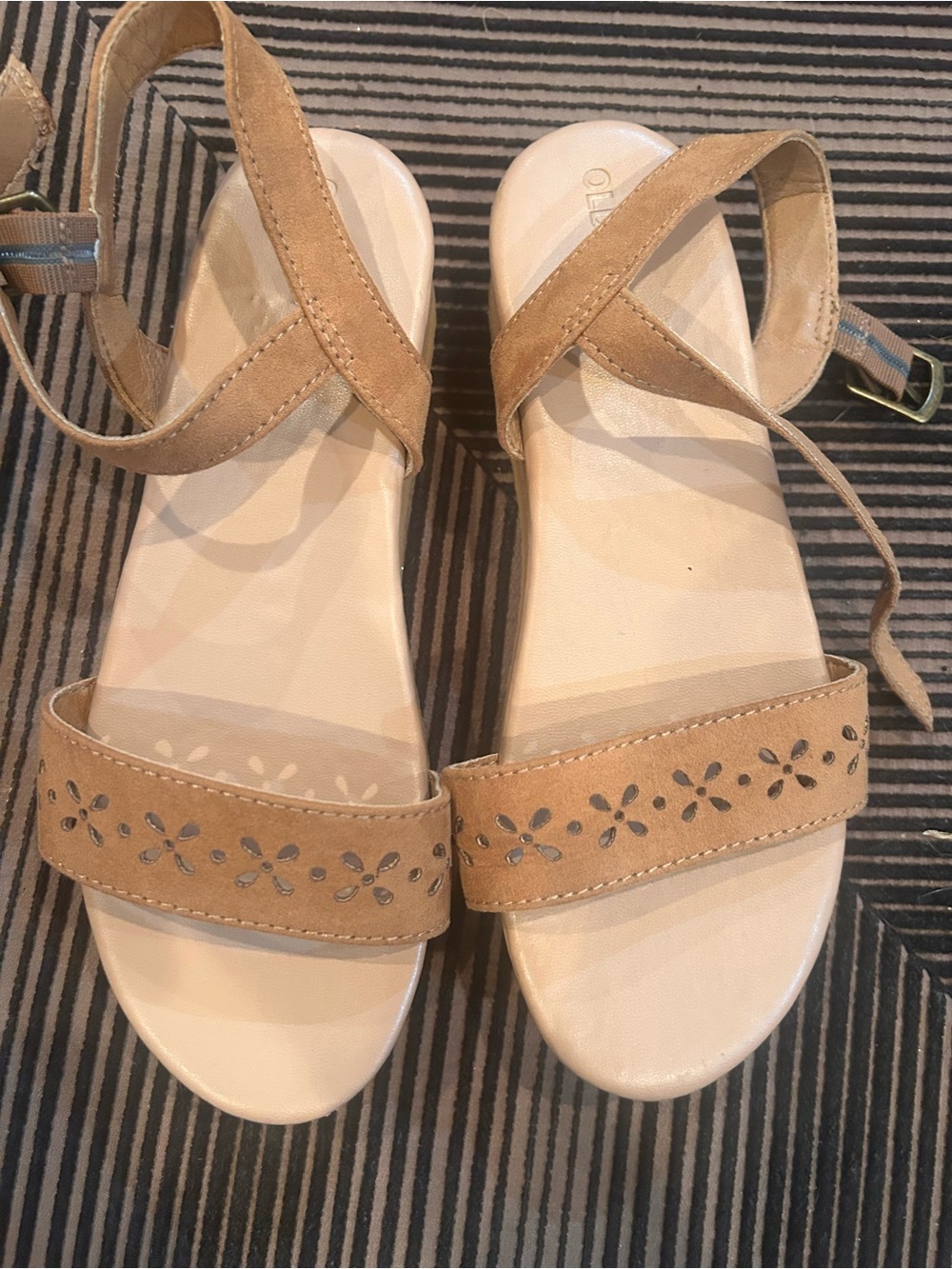 Girls Tan Ankle-Strap Sandals with Floral Cutouts